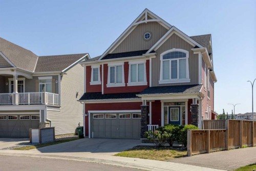 596 Windbrook Heights, Airdrie, AB - Outdoor With Facade