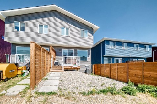 129 Calhoun Common Ne, Calgary, AB - Outdoor