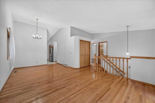 273 Sandarac Drive Nw, Calgary, AB - Indoor Photo Showing Other Room