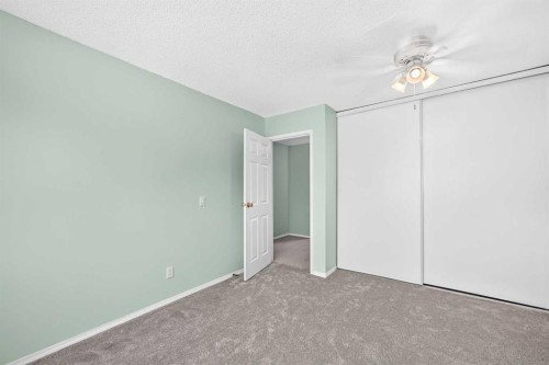1-208 Grier Terrace Ne, Calgary, AB - Indoor Photo Showing Other Room