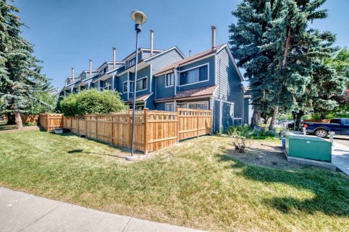 1-208 Grier Terrace Ne, Calgary, AB - Outdoor