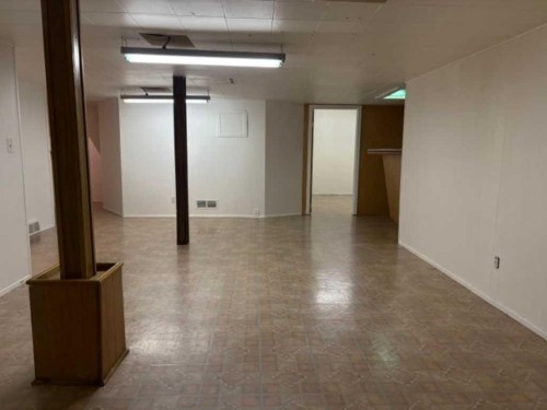 715 64 Avenue Nw, Calgary, AB - Indoor
