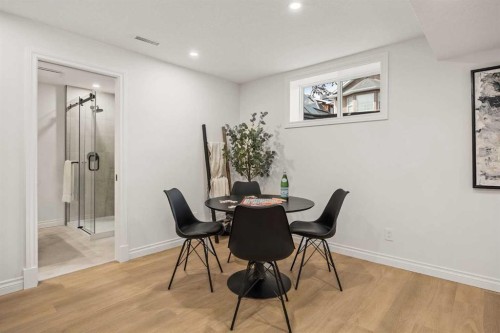 156 Strathridge Place Sw, Calgary, AB - Indoor Photo Showing Other Room
