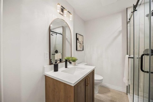 156 Strathridge Place Sw, Calgary, AB - Indoor Photo Showing Bathroom