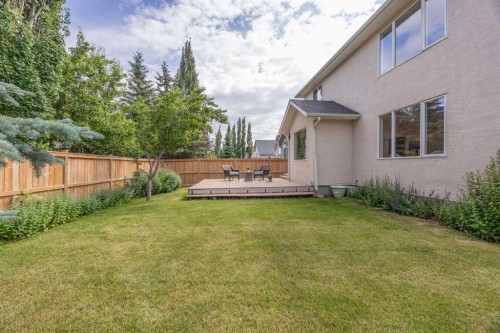 156 Strathridge Place Sw, Calgary, AB - Outdoor