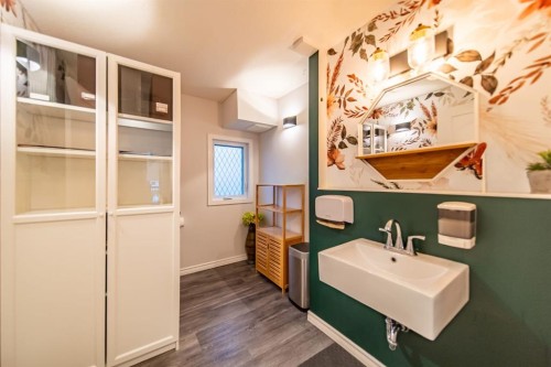 2 Elk Avenue, Okotoks, AB - Indoor