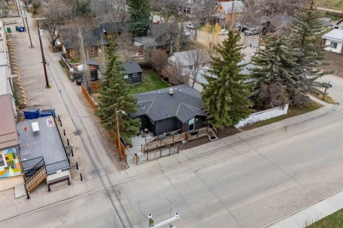 2 Elk Avenue  Okotoks, AB T1S 1J8