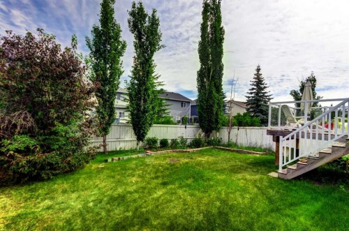 158 Somerset Close Sw, Calgary, AB - Outdoor With Backyard