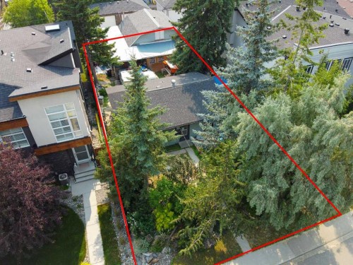 4919 21 Avenue Nw, Calgary, AB - Outdoor