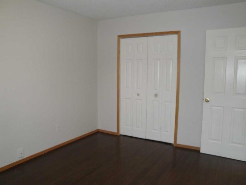 31 Huntford Road Ne, Calgary, AB - Indoor Photo Showing Other Room