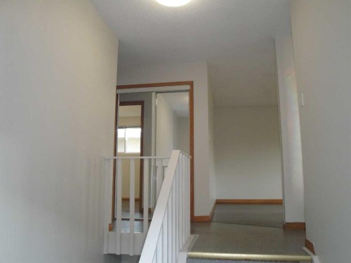 31 Huntford Road Ne, Calgary, AB - Indoor Photo Showing Other Room