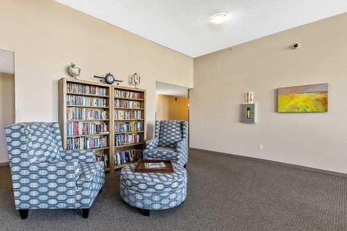 137-1 Crystal Green Lane, Okotoks, AB - Indoor
