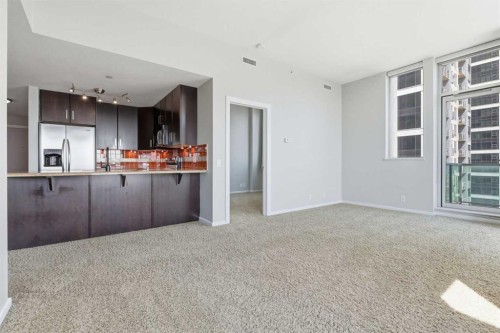 1505-1410 1 Street Se, Calgary, AB - Indoor Photo Showing Kitchen