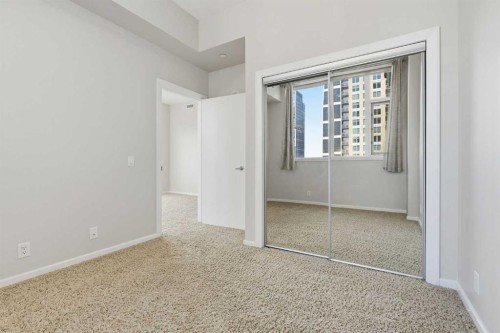 1505-1410 1 Street Se, Calgary, AB - Indoor Photo Showing Other Room