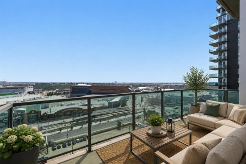 1505-1410 1 Street Se, Calgary, AB - Outdoor With Balcony With View