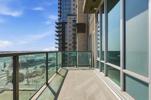 1505-1410 1 Street Se, Calgary, AB - Outdoor With Balcony With Exterior