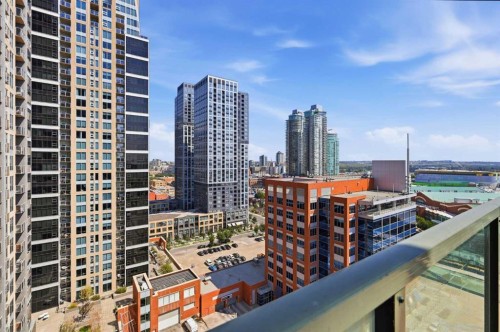 1505-1410 1 Street Se, Calgary, AB - Outdoor With Facade