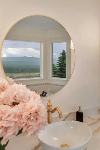 78 Scimitar View Nw, Calgary, AB - Indoor Photo Showing Bathroom