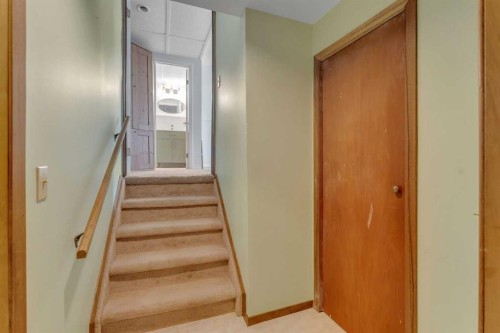 36 Mckerrell Court Se, Calgary, AB - Indoor Photo Showing Other Room