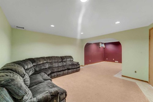 36 Mckerrell Court Se, Calgary, AB - Indoor