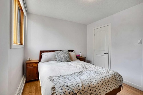 302-1225 15 Avenue Sw, Calgary, AB - Indoor Photo Showing Bedroom