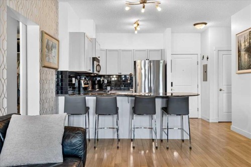 3404-11811 Lake Fraser Drive Se, Calgary, AB - Indoor Photo Showing Kitchen With Upgraded Kitchen