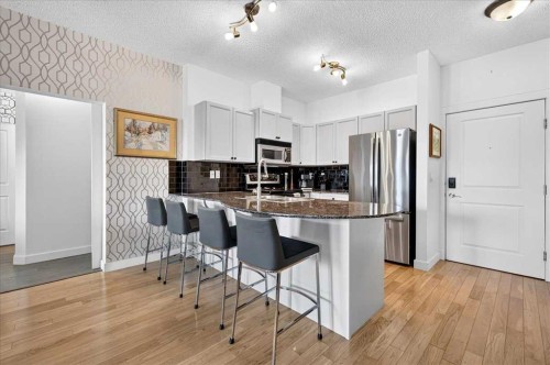 3404-11811 Lake Fraser Drive Se, Calgary, AB - Indoor Photo Showing Kitchen