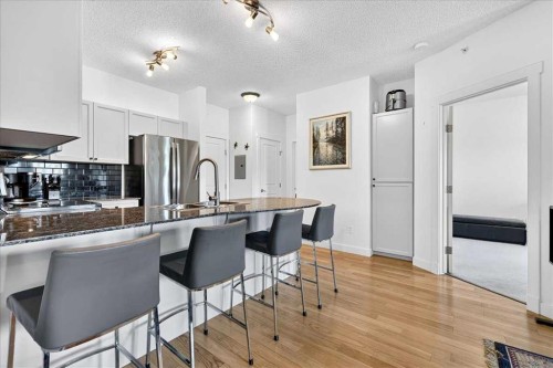 3404-11811 Lake Fraser Drive Se, Calgary, AB - Indoor Photo Showing Kitchen With Upgraded Kitchen