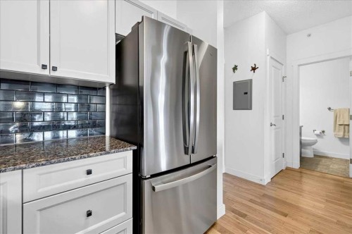 3404-11811 Lake Fraser Drive Se, Calgary, AB - Indoor Photo Showing Kitchen