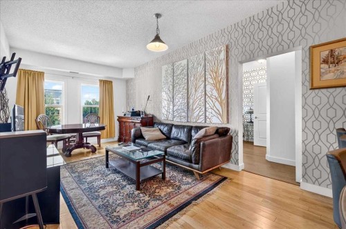 3404-11811 Lake Fraser Drive Se, Calgary, AB - Indoor Photo Showing Living Room