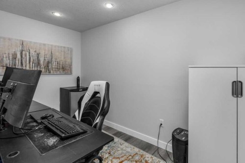 128 Sunset Park, Cochrane, AB - Indoor Photo Showing Office