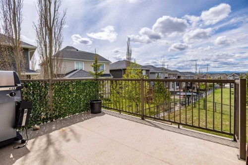 128 Sunset Park, Cochrane, AB - Outdoor