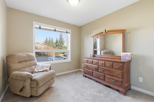 103-128 Centre Avenue, Cochrane, AB - Indoor