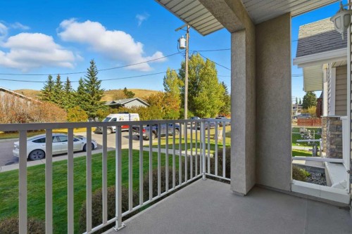 103-128 Centre Avenue, Cochrane, AB - Outdoor