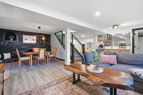 180 Huntford Road Ne, Calgary, AB - Indoor Photo Showing Living Room