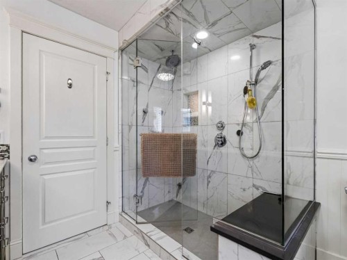 126 West Terrace Point, Cochrane, AB - Indoor Photo Showing Bathroom