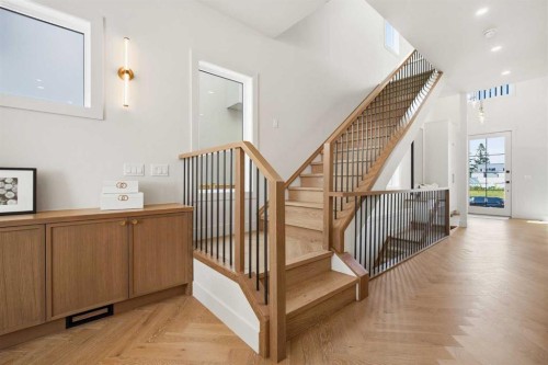 2131 29 Avenue Sw, Calgary, AB - Indoor Photo Showing Other Room