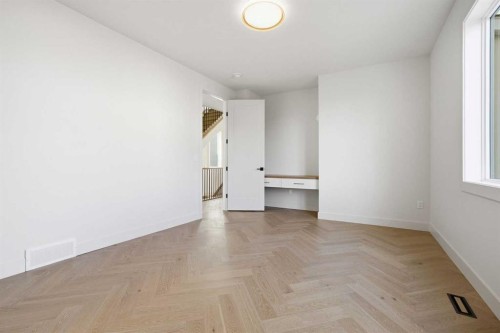 2131 29 Avenue Sw, Calgary, AB - Indoor Photo Showing Other Room