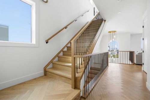 2131 29 Avenue Sw, Calgary, AB - Indoor Photo Showing Other Room