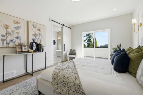 2131 29 Avenue Sw, Calgary, AB - Indoor Photo Showing Bedroom