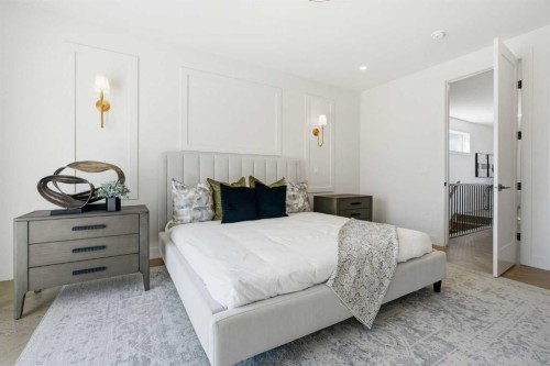 2131 29 Avenue Sw, Calgary, AB - Indoor Photo Showing Bedroom
