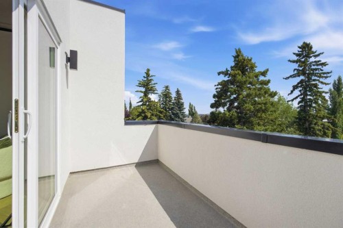 2131 29 Avenue Sw, Calgary, AB - Outdoor With Balcony