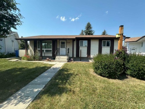 2322 15 Avenue, Didsbury, AB 