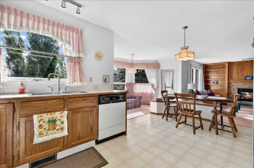 105 Christie Knoll Heights Sw, Calgary, AB - Indoor