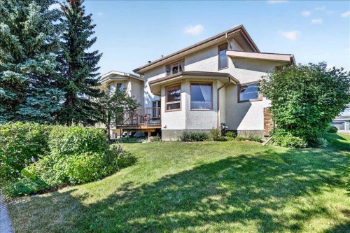 105 Christie Knoll Heights Sw, Calgary, AB - Outdoor