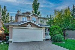11 Mckenzie Lake View SE Calgary, AB T2Z 2T6