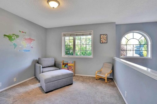 11 Mckenzie Lake View Se, Calgary, AB - Indoor