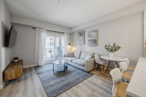 315-100 Auburn Meadows Manor Se, Calgary, AB - Indoor Photo Showing Living Room