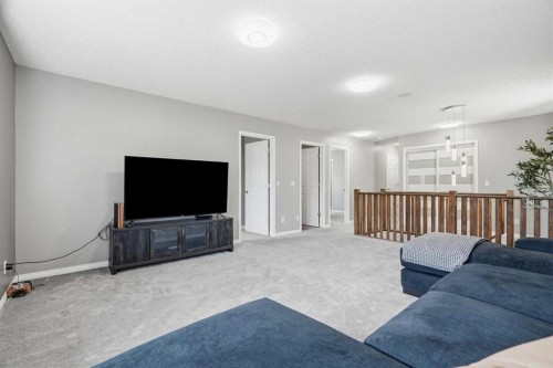 379 Cimarron Boulevard, Okotoks, AB - Indoor