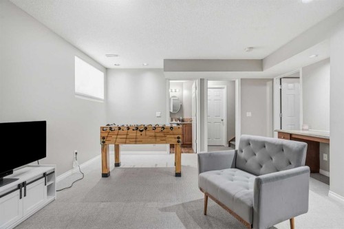 379 Cimarron Boulevard, Okotoks, AB - Indoor